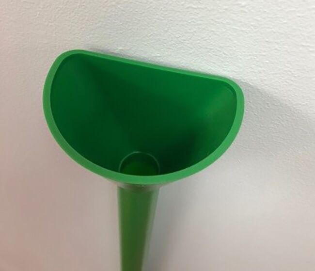 WATERING FUNNEL 650 X 559
