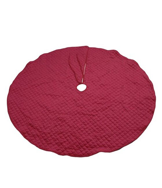 X422755 Quilted Tree Skirt Red